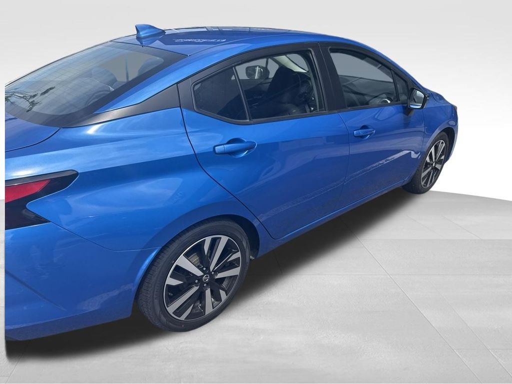 Used 2022 Blue Nissan 1.6 SR image 12