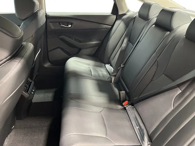 New 2026 Silver Honda EX-L image 19