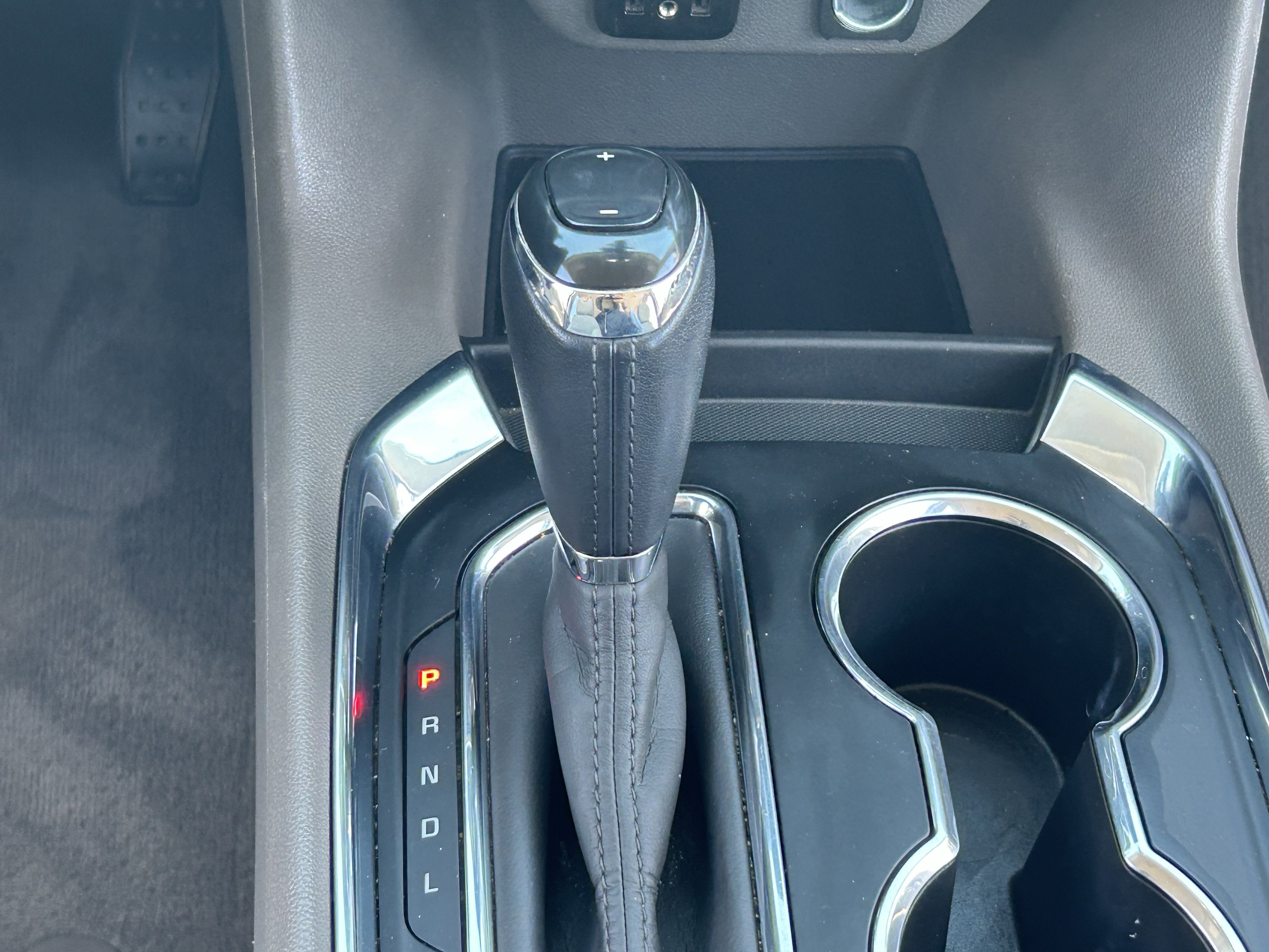 2020 Chevrolet Traverse 1LT - Photo 21