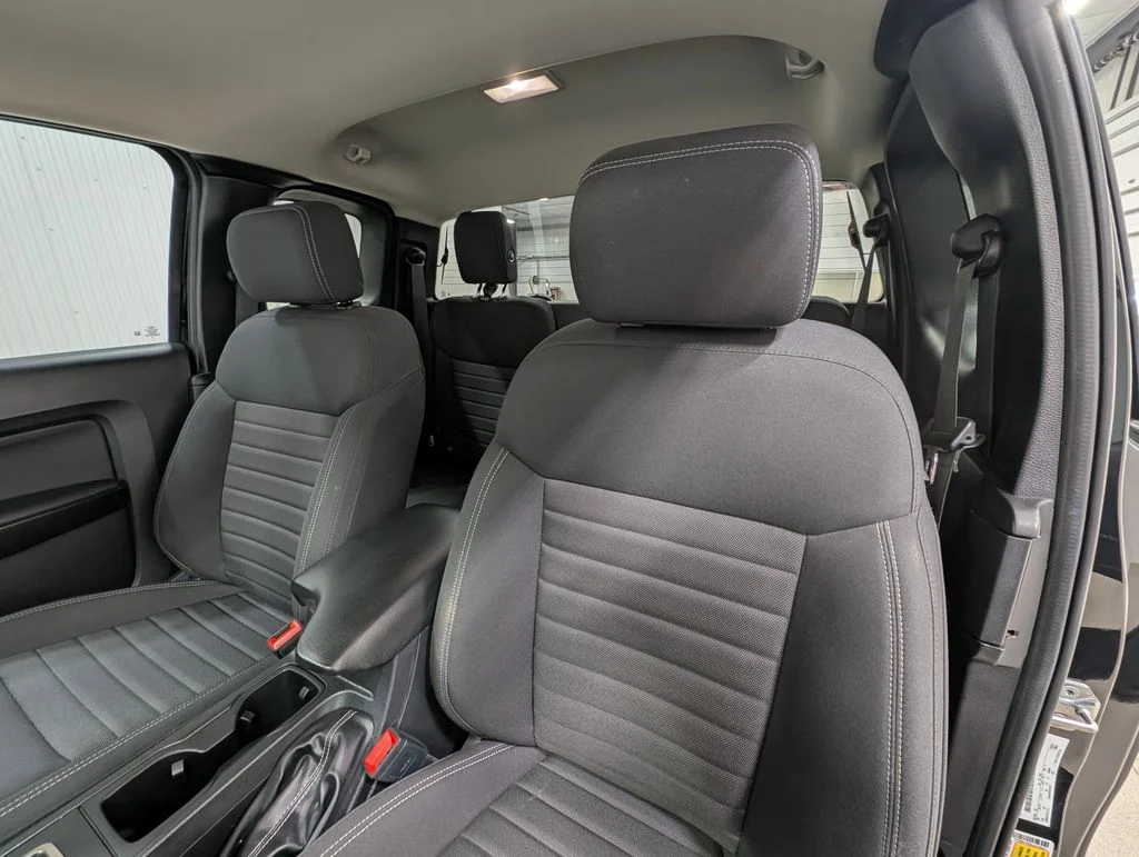 Used 2020 Shadow Black Ford XLT image 14
