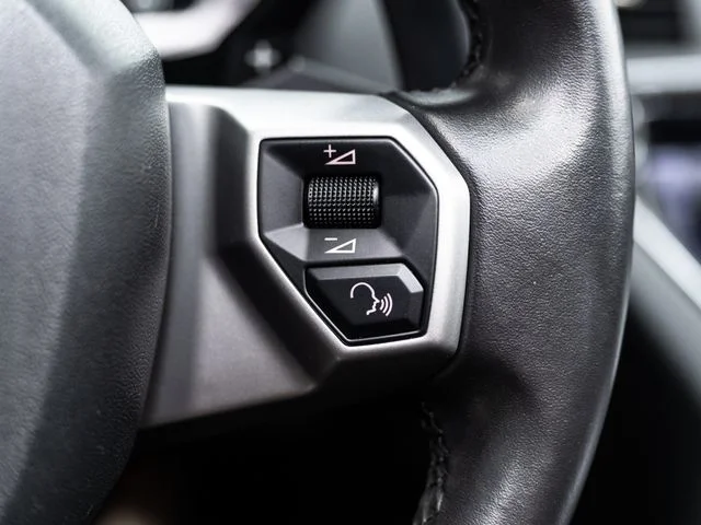 Used 2014  Lamborghini  image 28