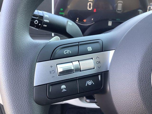 New 2026 Ash Hyundai Blue SE image 30