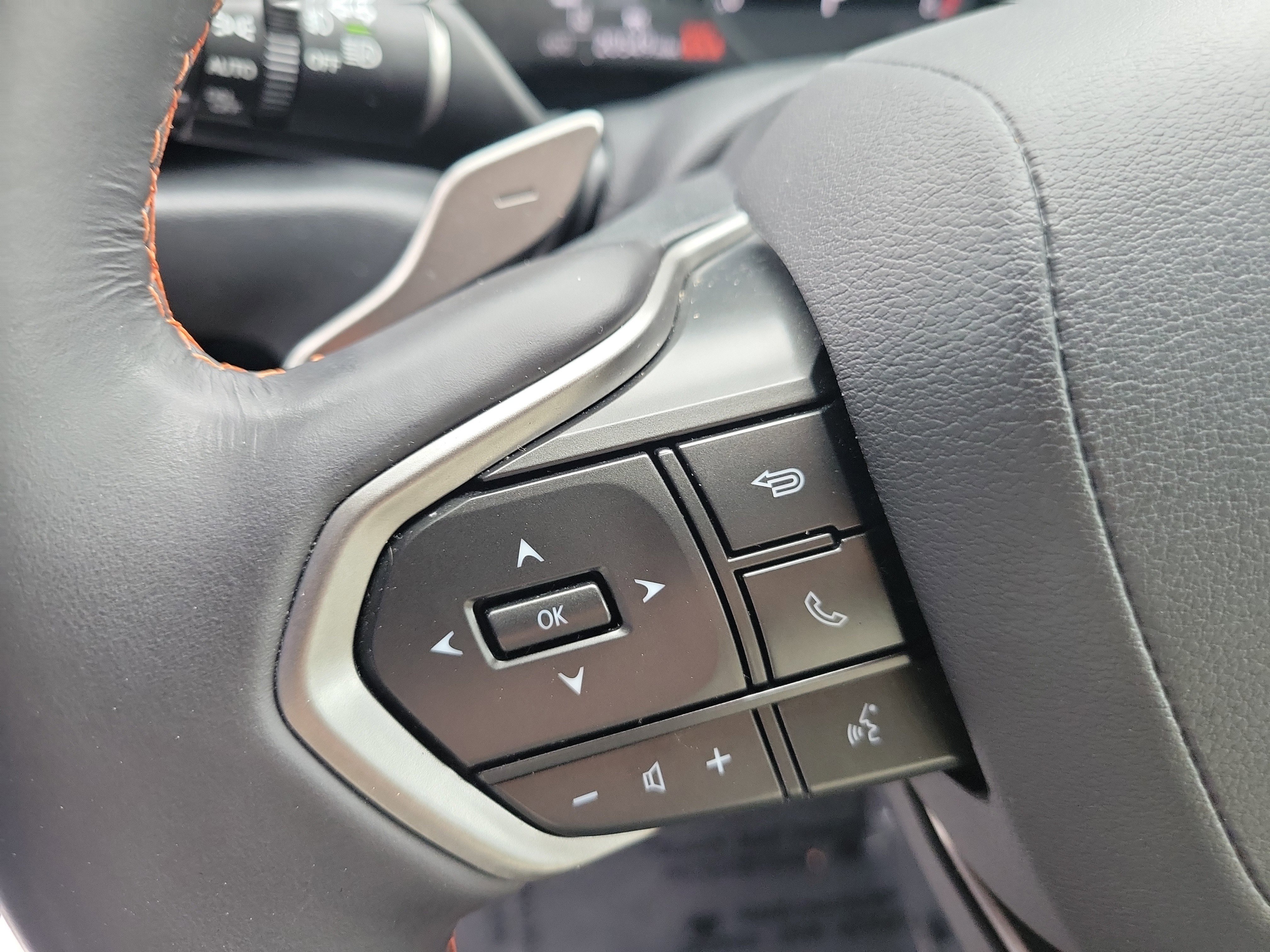 Certified Used 2024 ATOMIC SILVER Lexus NX 250 image 26