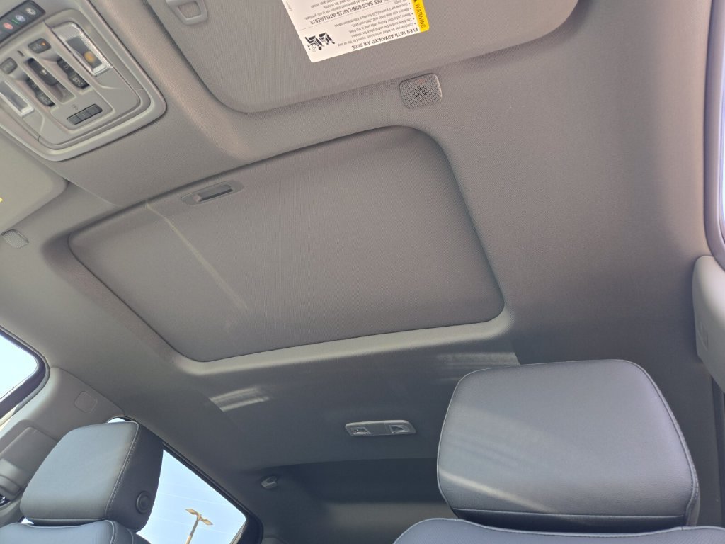 2026 Chevrolet Silverado 1500 LTZ - Photo 7