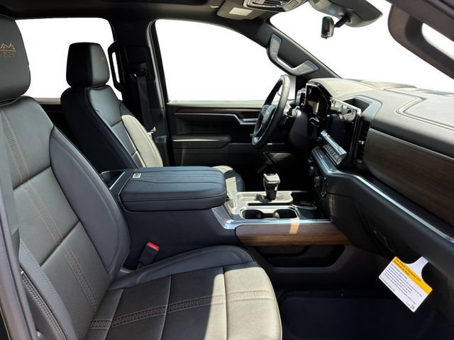 2026 Chevrolet Silverado 1500 High Country - Photo 13