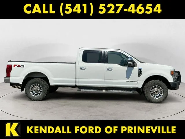 Used 2021 White Ford XLT image 4