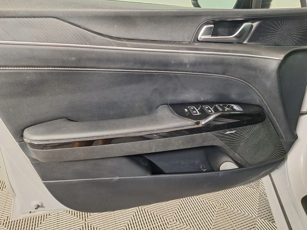 Used 2025 Gray Kia GT-Line image 30