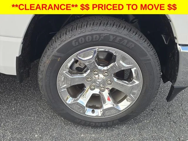 Used 2022 White Ram Big Horn/Lone Star image 34