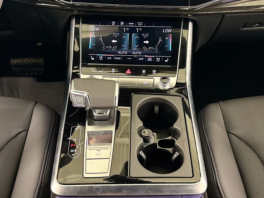 2025 Audi Q7 Premium Plus - Photo 13
