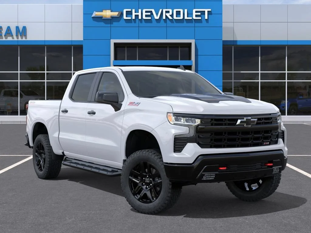 New 2026 Summit White Chevrolet LT Trail Boss image 7