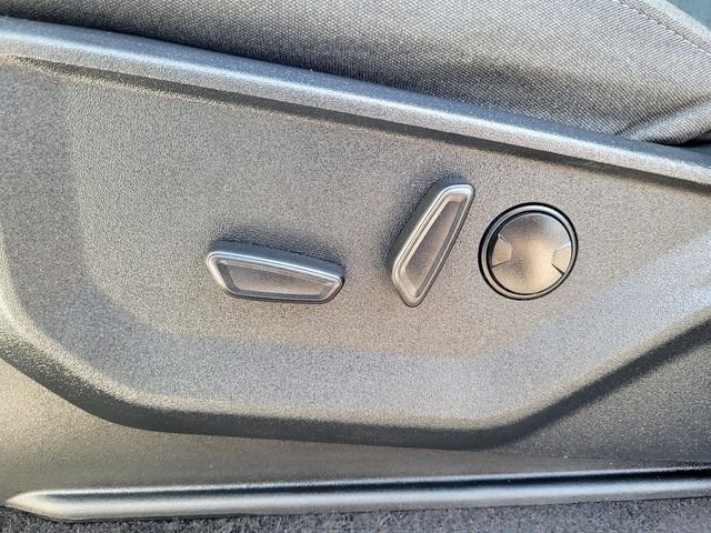 Used 2024  Ford XLT image 11