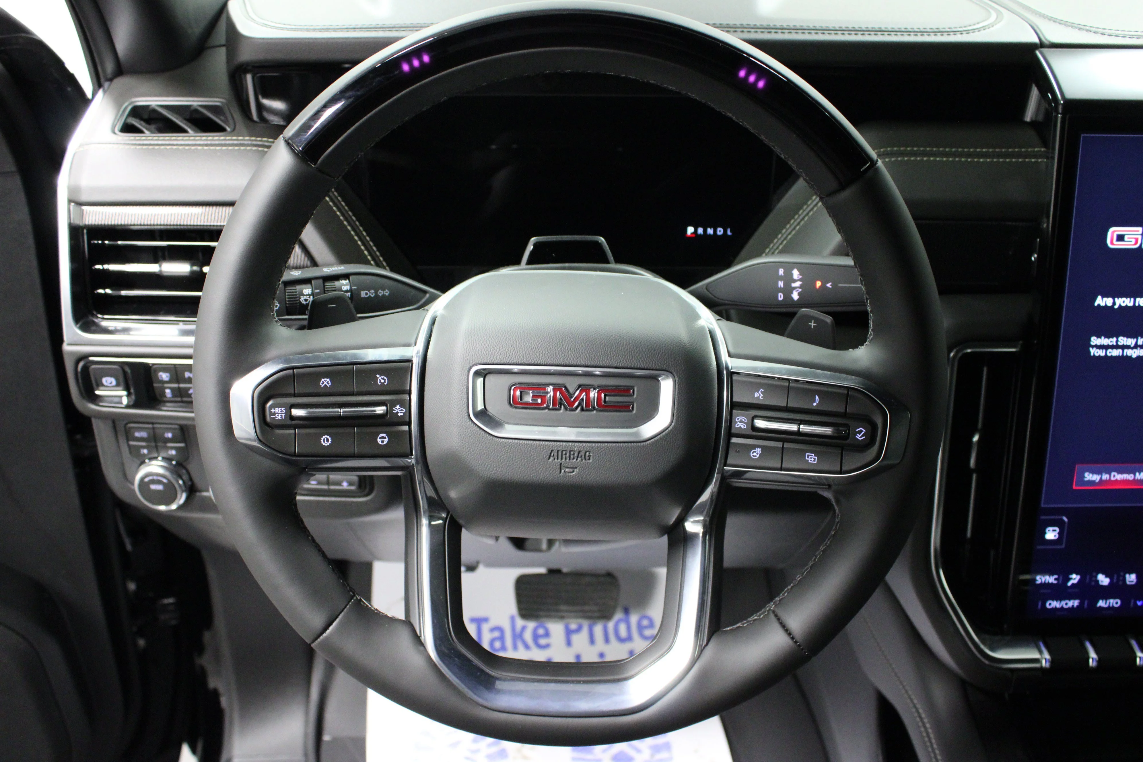 New 2026 Onyx Black GMC Elevation image 19