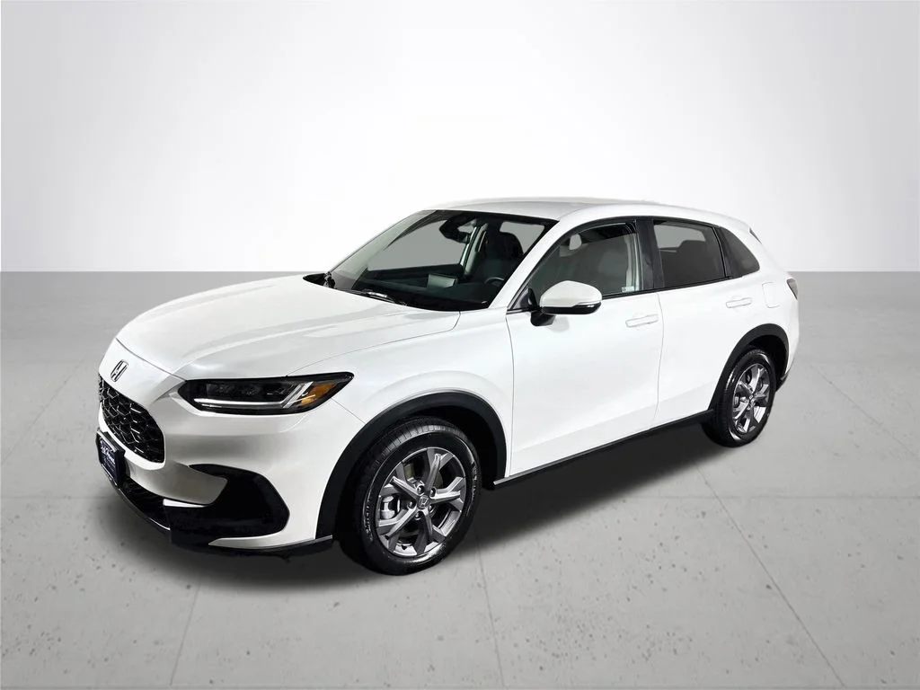 Used 2026 White Honda LX image 2