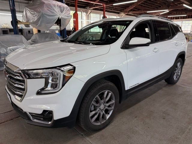 2023 GMC Terrain SLT AWD's photo