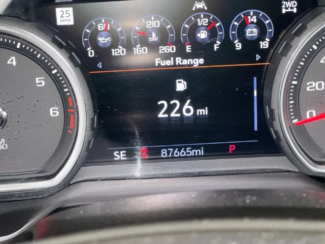 Used 2021 White Chevrolet Premier image 19