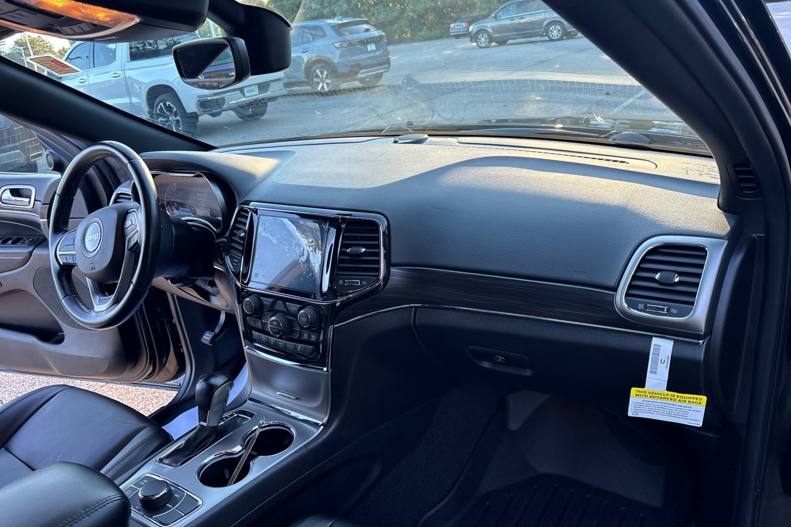 Used 2022 Black Jeep Limited image 19