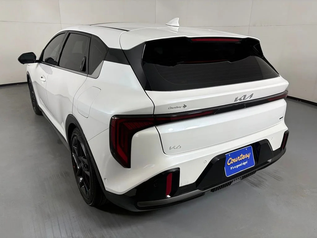 New 2026 Snow White Pearl Kia GT-Line Turbo image 6