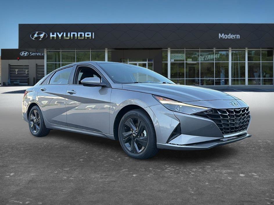 Used 2022 Fluid Metal Hyundai Blue image 3