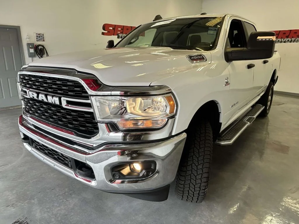 Used 2024 White Ram Big Horn image 7