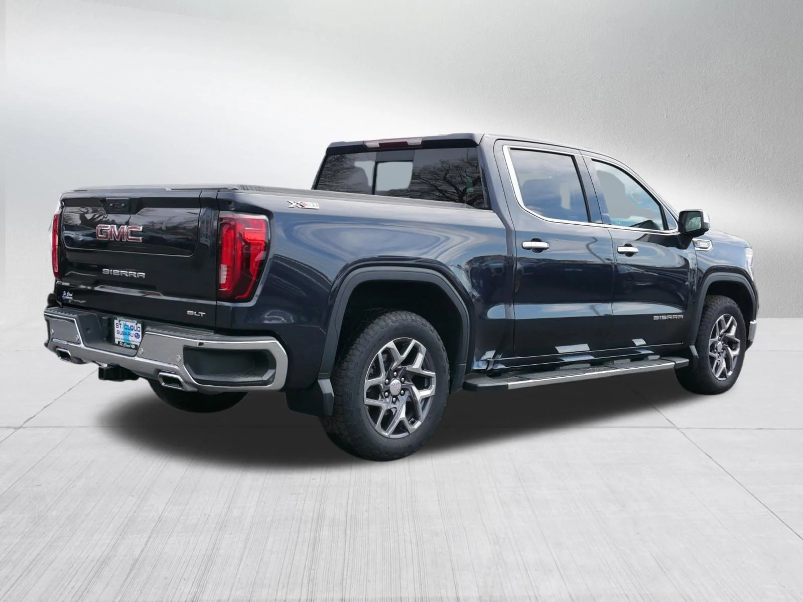 2022 GMC Sierra 1500 SLT - Photo 7