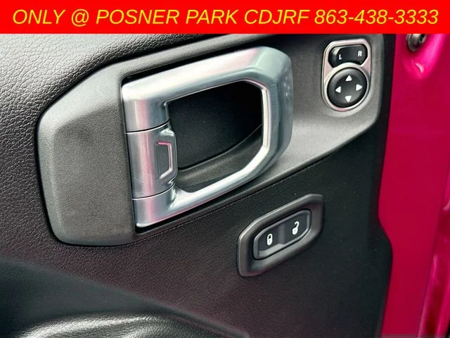 New 2026 Tuscadero Pearl-Coat Exterior Paint Jeep Sport S image 17
