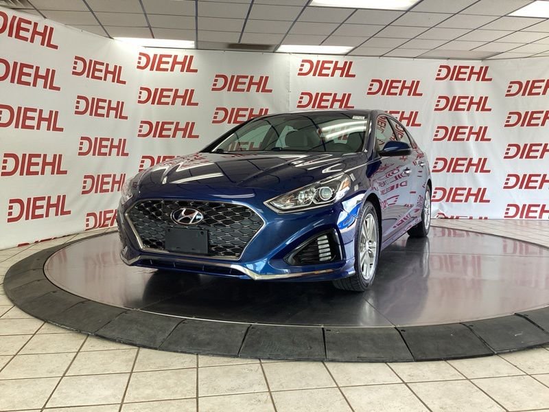 Used 2018 Blue Hyundai SEL+ image 3