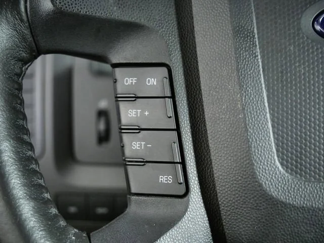 Used 2009 Black Ford XLT image 22