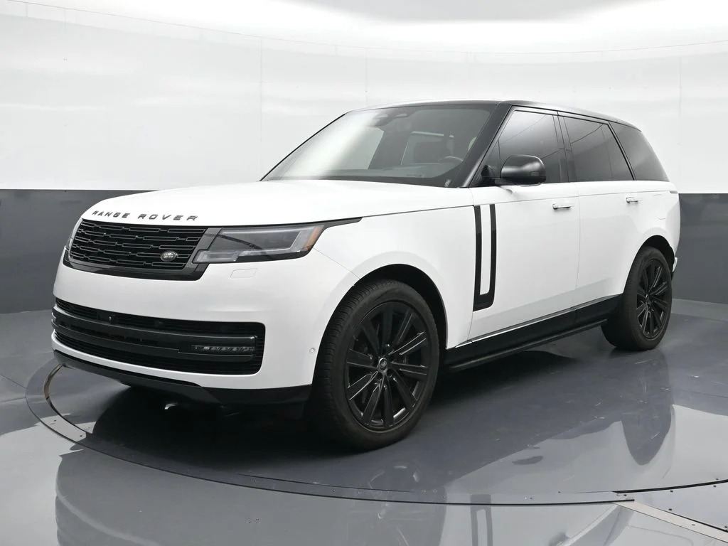 Used 2024 White Land Rover Autobiography image 1