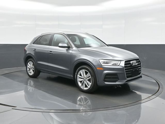 2016 Audi Q3 2.0T quattro tiptronic Premium Plus's photo