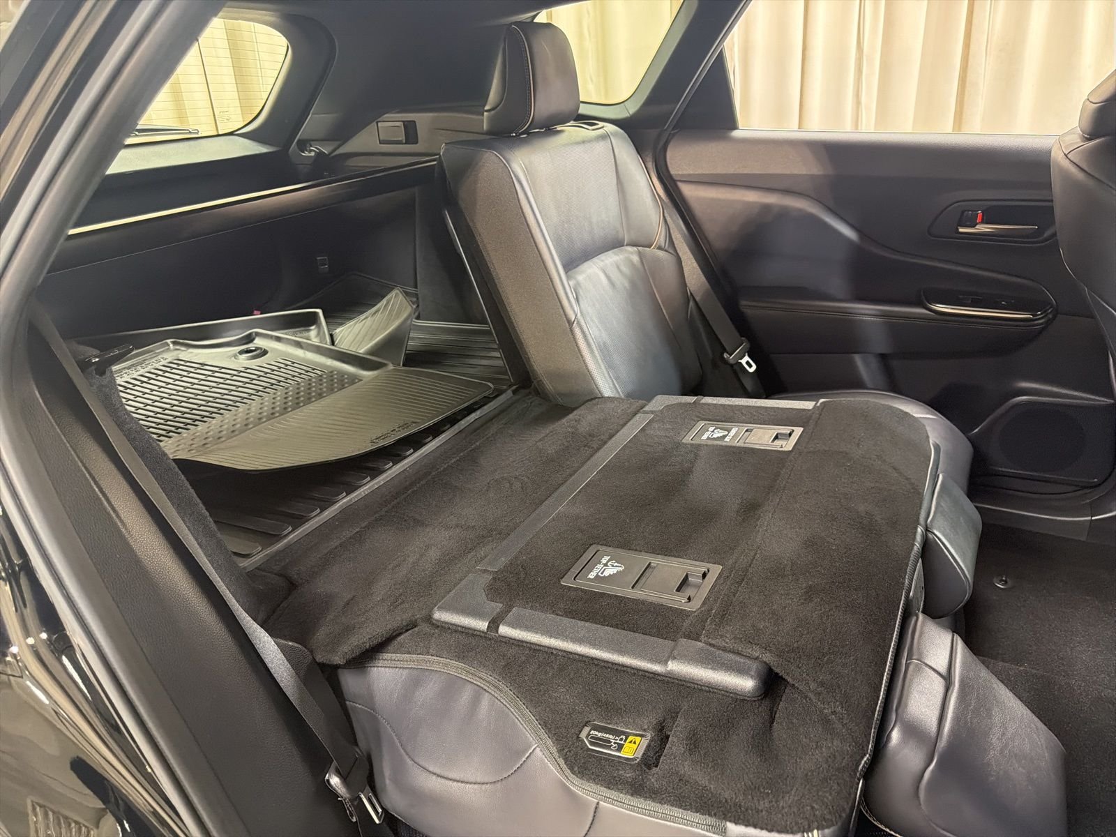 Used 2025 Black Toyota XLE image 40