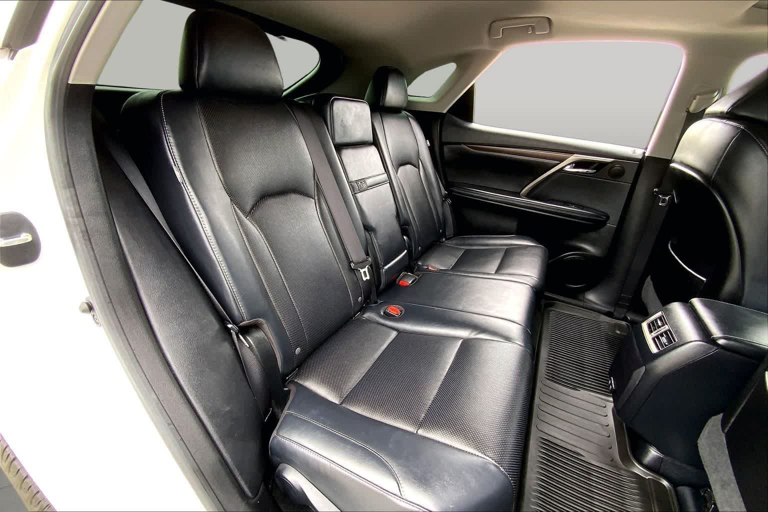 Used 2022 Eminent White Pearl Lexus  image 19