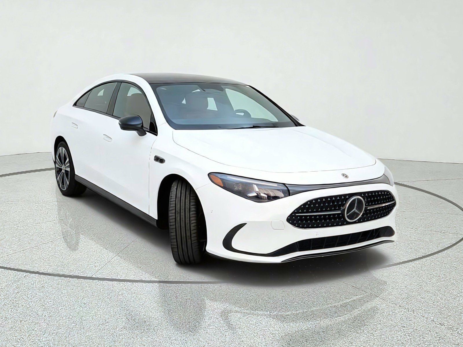 New 2027 Polar White Mercedes-Benz CLA 220 Hybrid FWD image 4