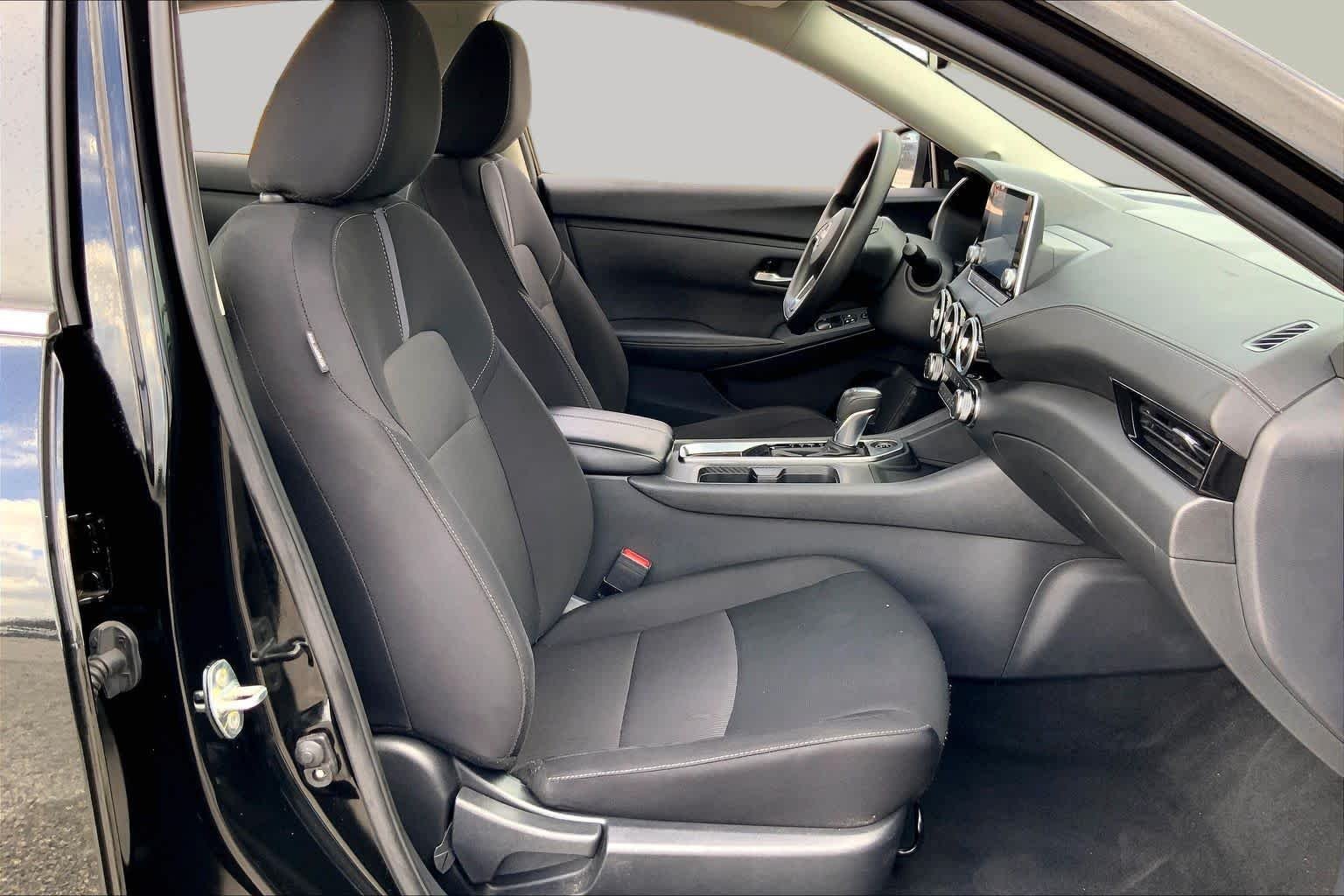 Used 2024 Super Black Nissan SV image 9