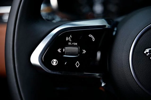 2026 Jaguar F-Pace R-Dynamic S - Photo 38