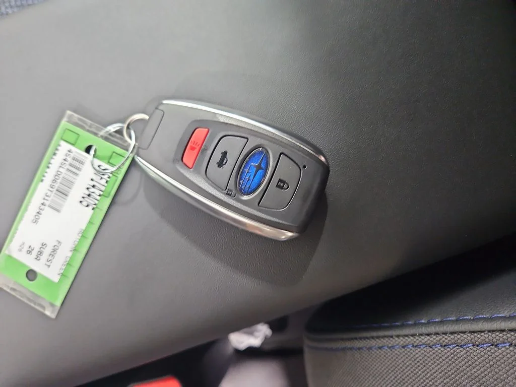 New 2026 AUTUMN GREEN METALLIC Subaru Premium image 28