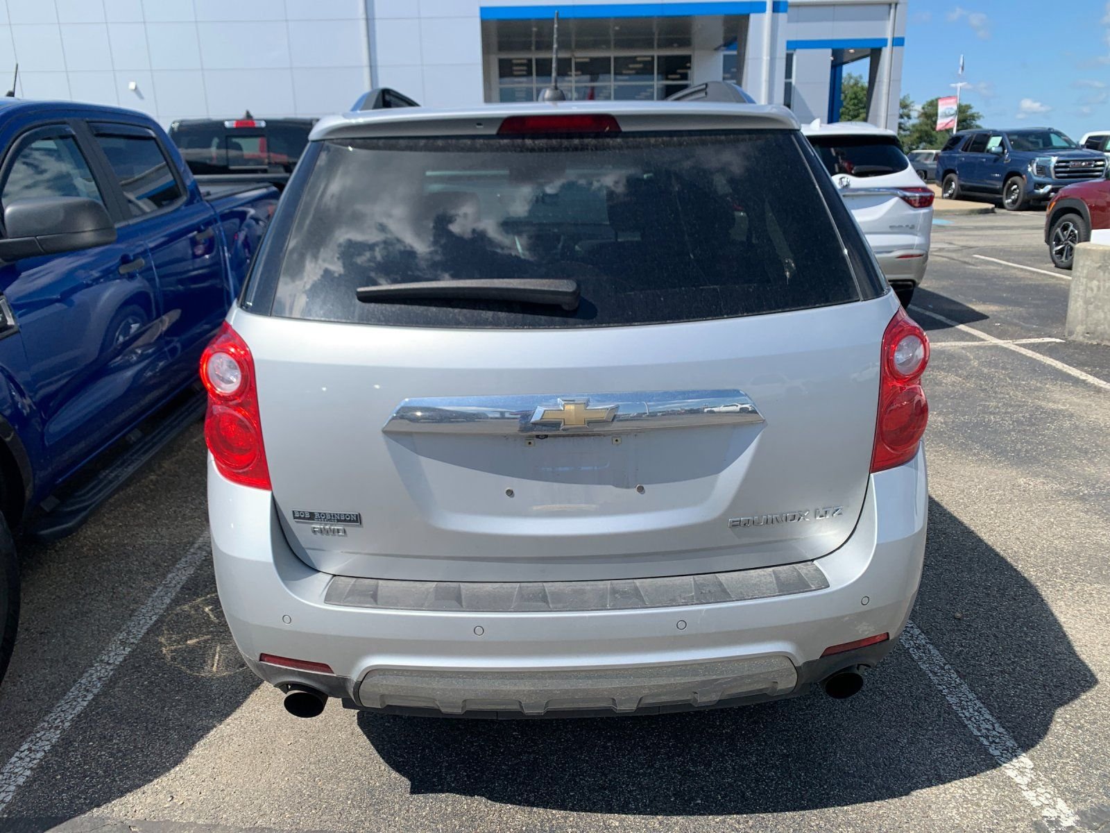 Used 2015 Silver Chevrolet LTZ image 4
