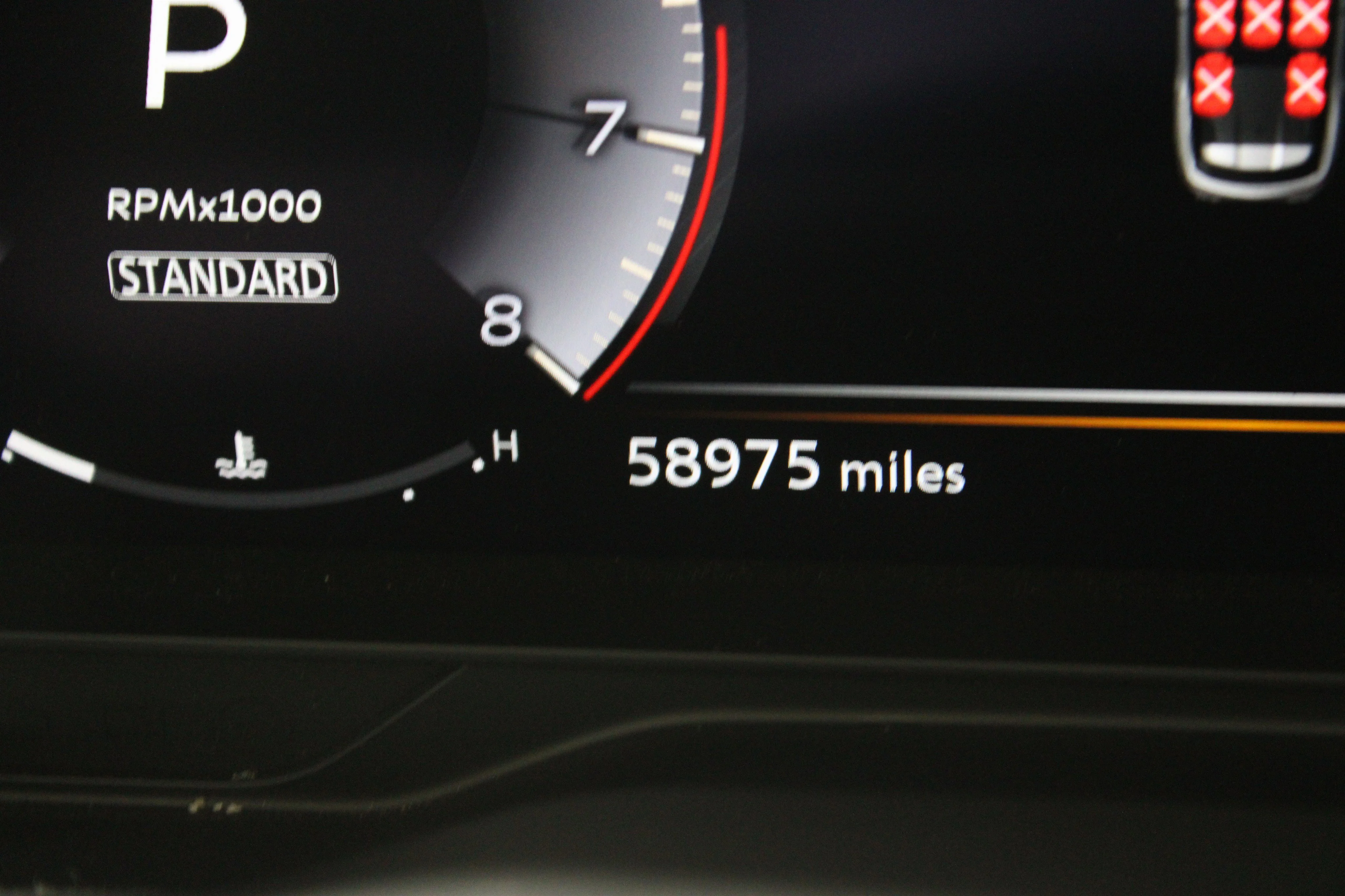 2023 INFINITI QX60 LUXE - Photo 12