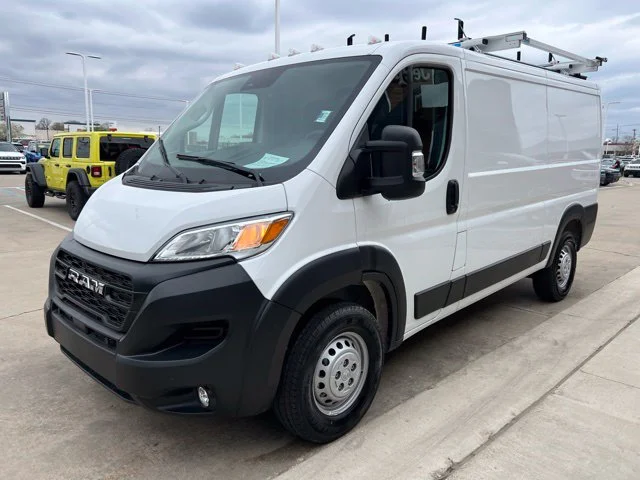 Used 2025 White Ram TRADESMAN image 7