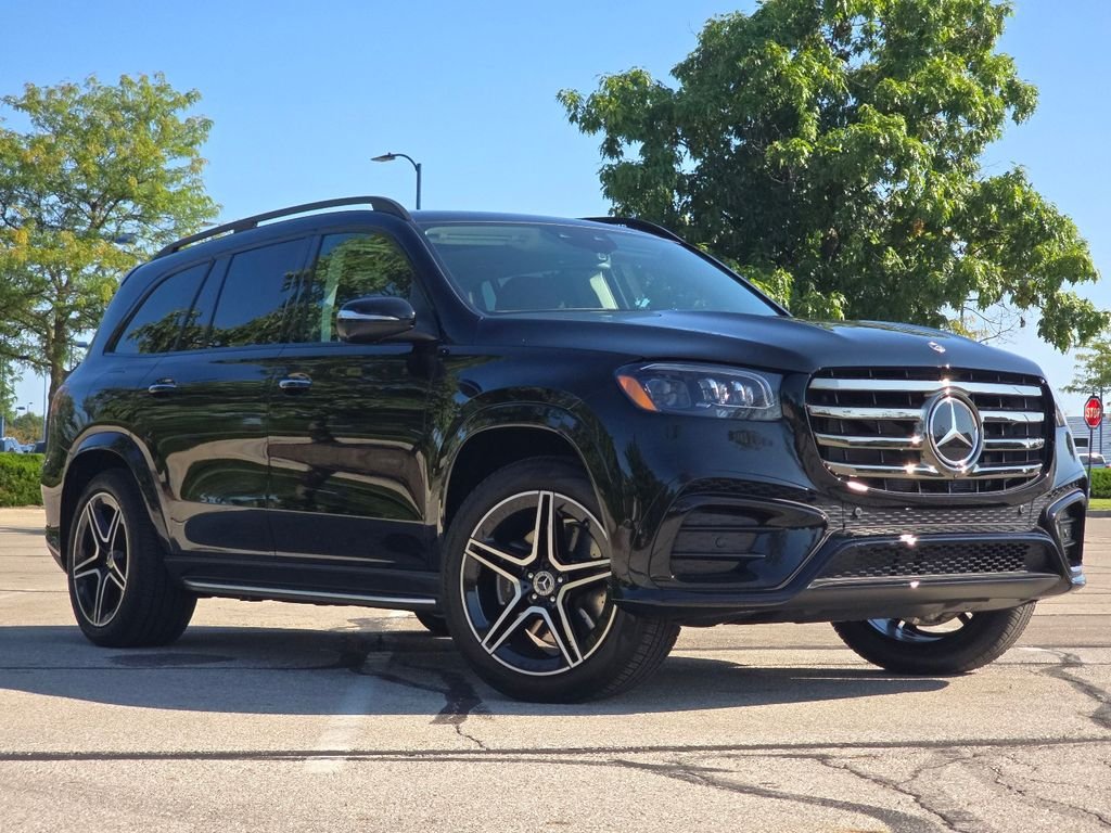 2026 Mercedes-Benz GLS Base photo 2
