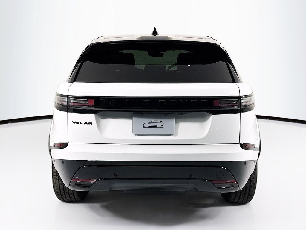 Used 2026 Fuji White Land Rover Dynamic SE image 6