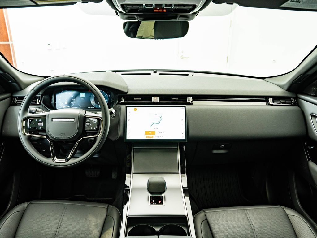 New 2026 Arroios Grey Land Rover S image 4