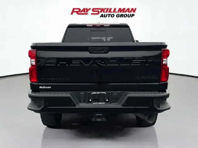 Used 2024 Black Chevrolet High Country image 6