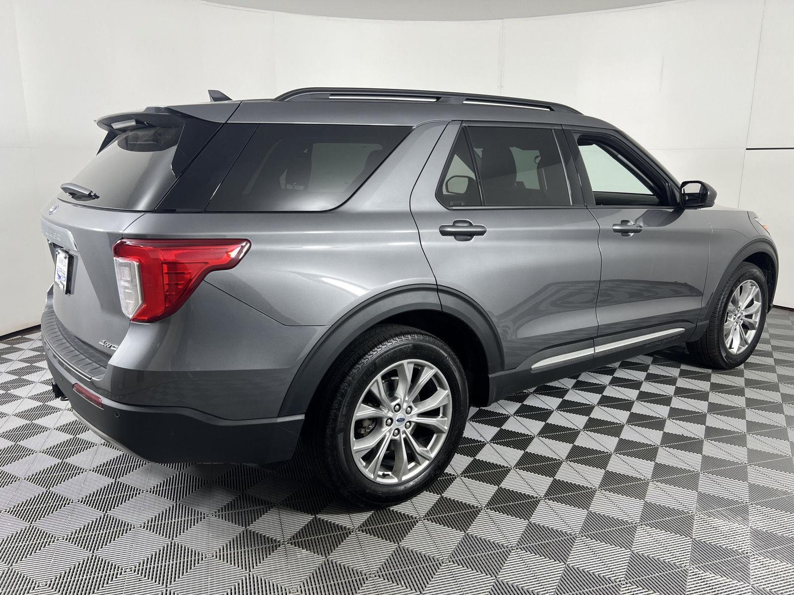 Used 2023 Carbonized Gray Ford XLT image 10