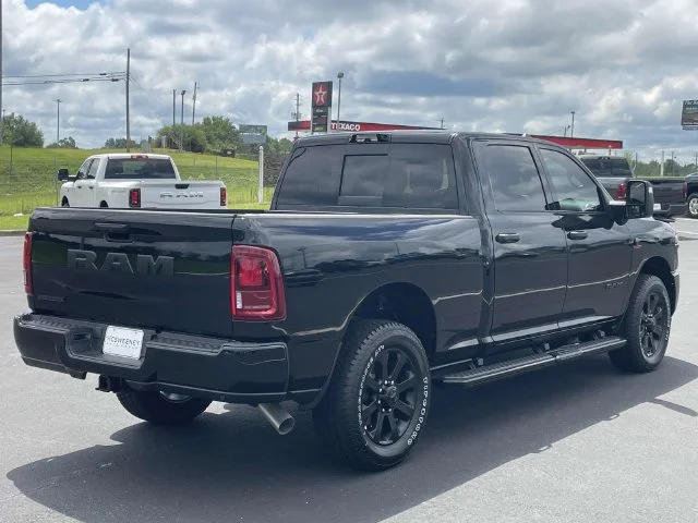 2025 RAM 2500 Big Horn - Photo 3