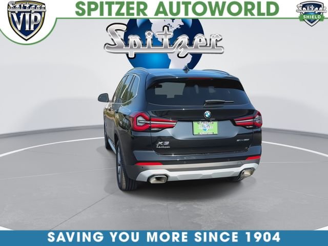 Used 2024 Black BMW sDrive30i image 8