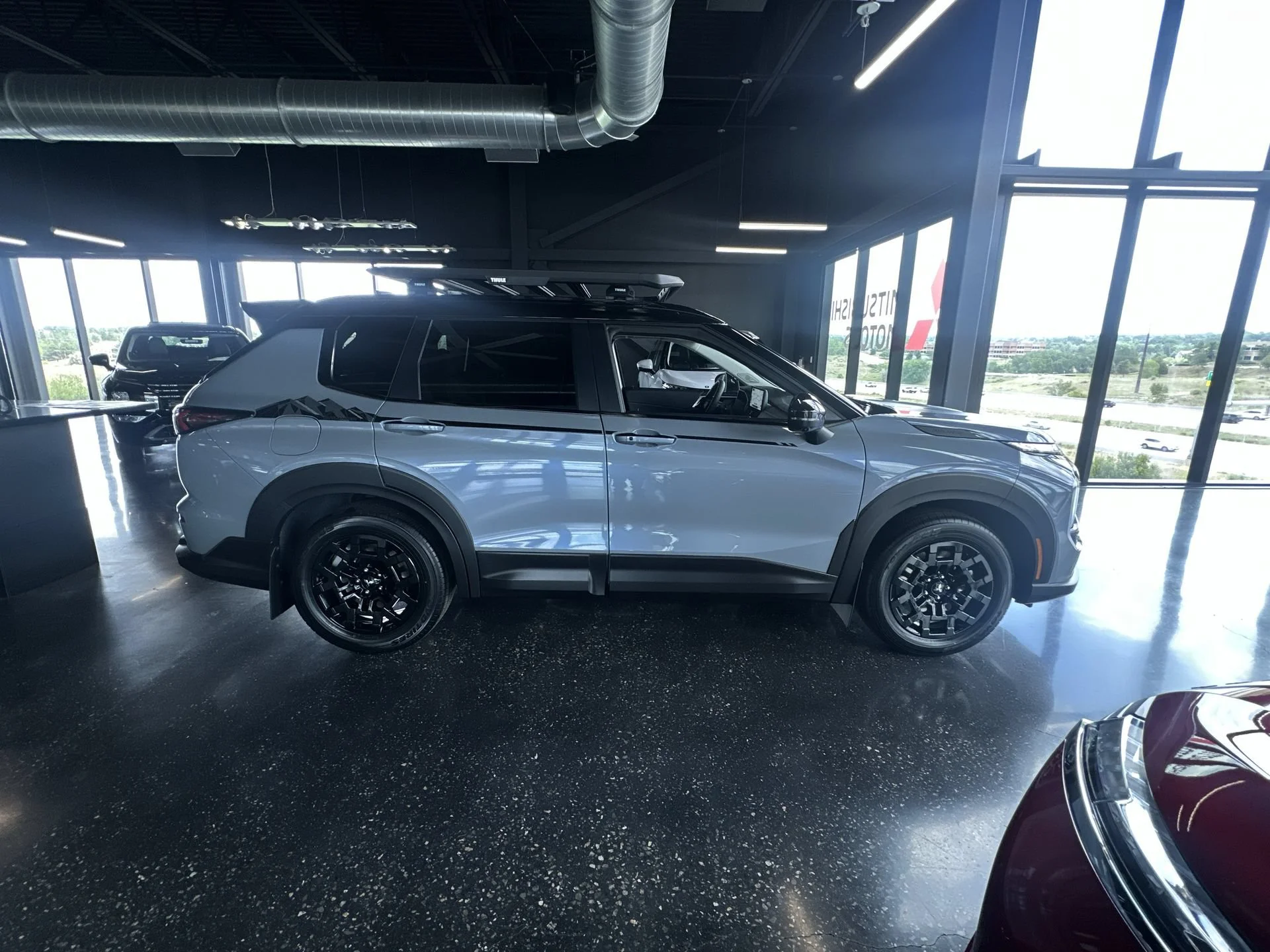 New 2026 Moonstone Gray Metallic/Black Roof Mitsubishi Trail Edition image 10