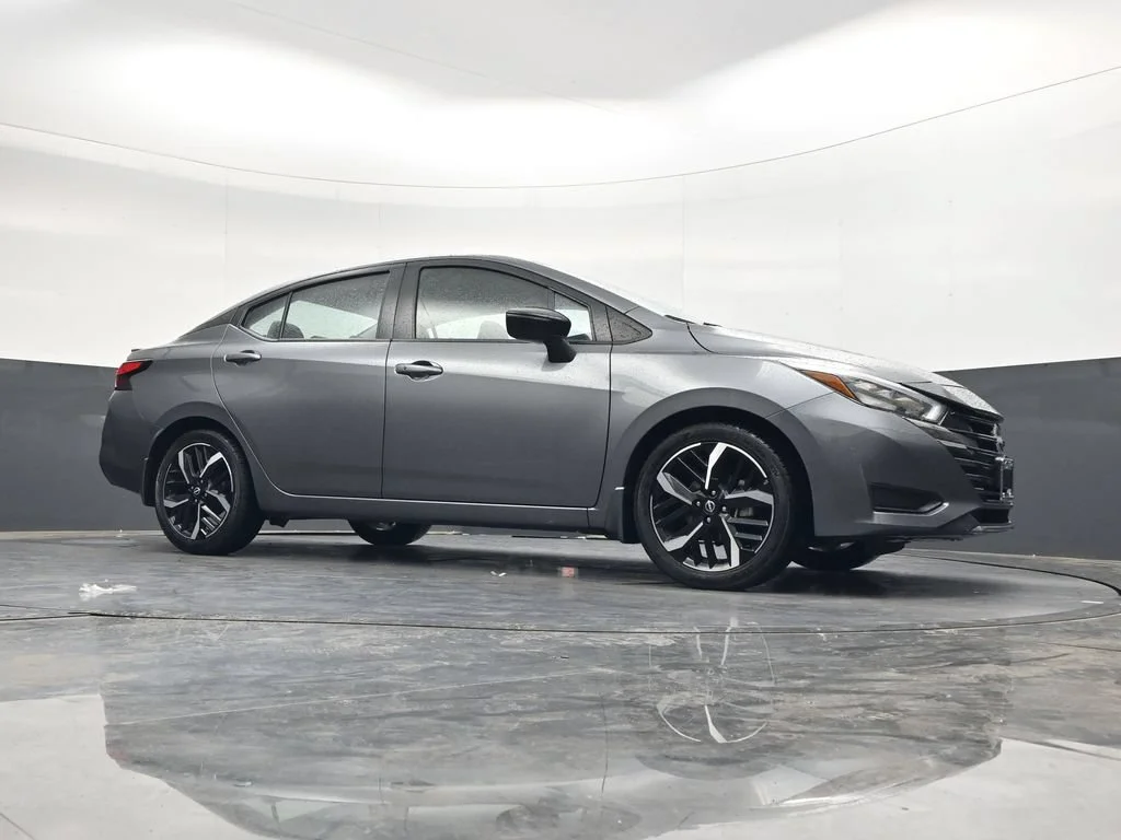 Used 2024 Gun Metallic Nissan 1.6 SR image 28