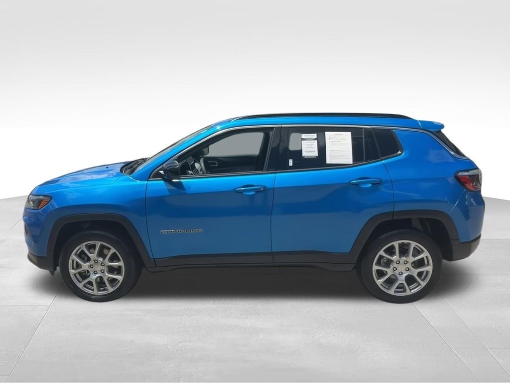Used 2023 Blue Jeep Latitude Lux image 5