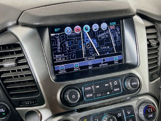 2018 Chevrolet Suburban LT - Photo 18
