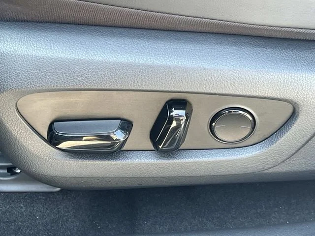 Certified Used 2025 IRIDIUM Lexus 350 Premium image 32